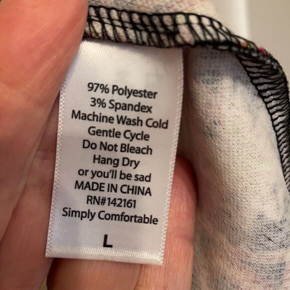 ✨LuLaRoe Cassie printed pencil skirt - Picture 3 of 7